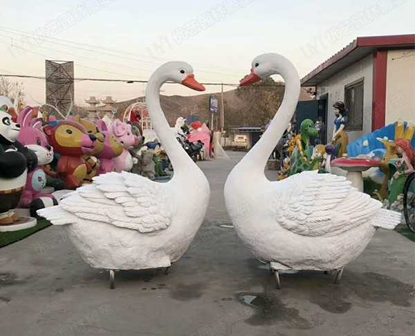 玻璃鋼雕塑仿真天鵝景觀(guān)雕塑擺件