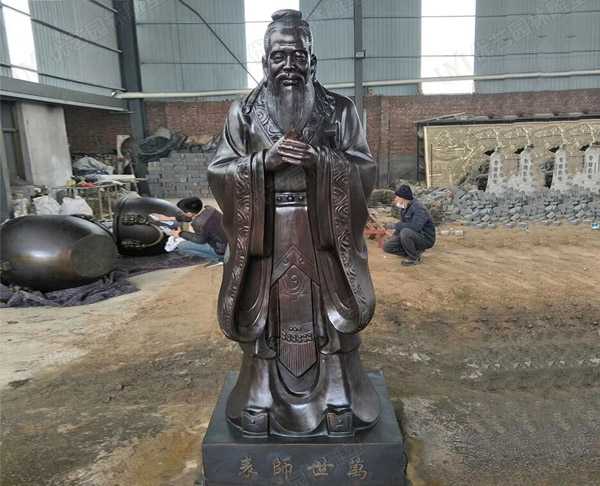 玻璃鋼雕塑制作出仿銅效果的步驟是什么呢？