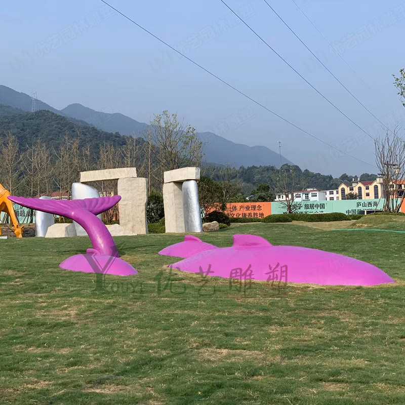 小區(qū)景觀雕塑規(guī)劃時要注意什么呢？