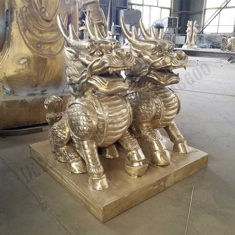 銅麒麟擺件，風水麒麟擺件，傳統(tǒng)麒麟雕塑