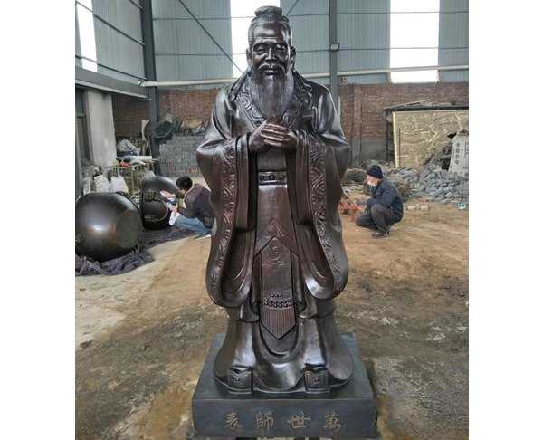 玻璃鋼人物雕塑有什么特點(diǎn)呢？