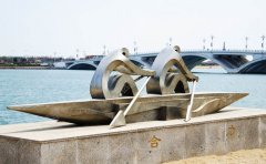 不銹鋼雕塑拋光需要注意的問題有哪些？